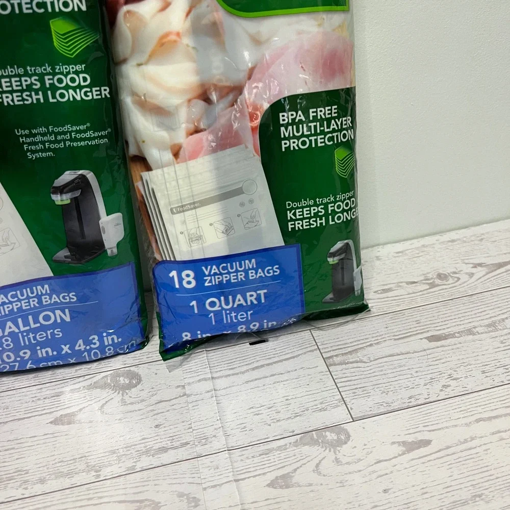 FoodSaver Vacuum Zipper Bags Bundle 1 Gallon and 1 Quart BPA Free Fresh